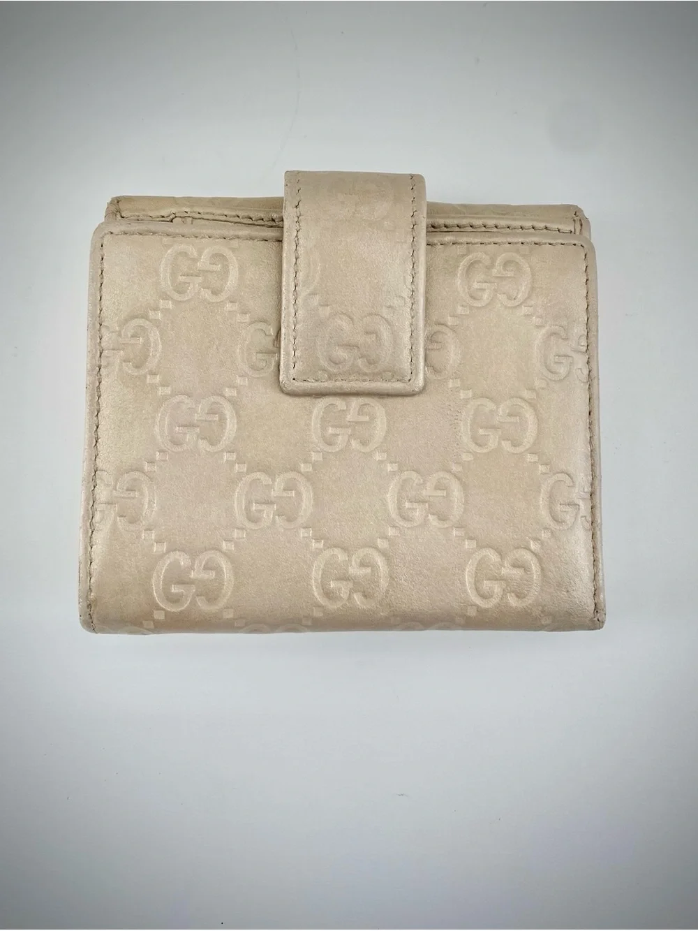 Gucci Cream Embossed GG Heart Logo Compact Wallet